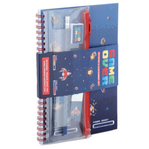 Set šk.pribor 1/6 Game Over, spiralni notes sa pernicom i priborom P48 NETTO