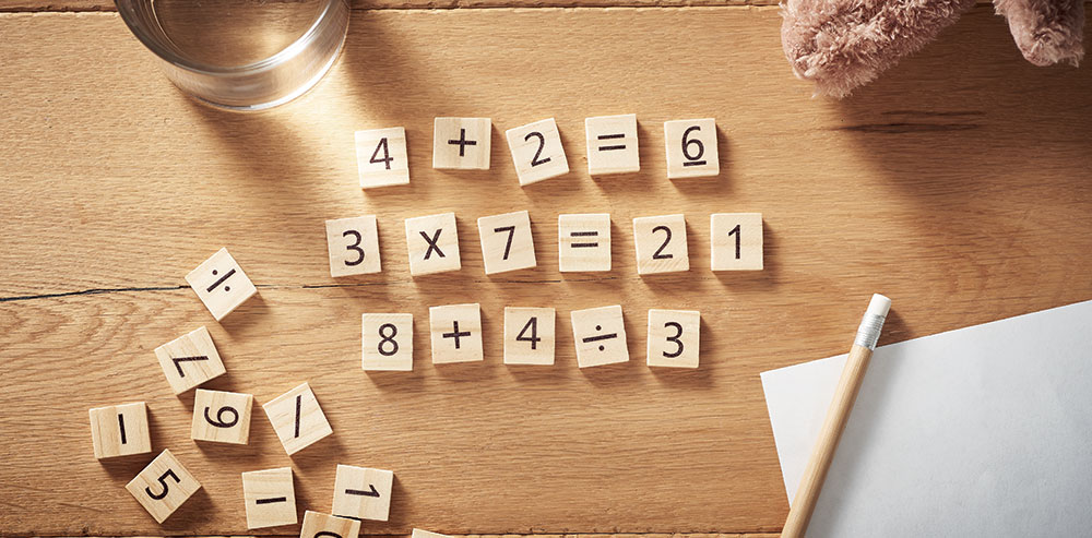 239876-EC Igra edukativna za djecu Easy math u pam. vrećici 9x9,5cm P300