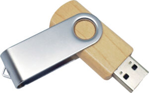 245258-EC Memori stick USB 32GB Twister bamboo/srebrni , kart. kutijica P500