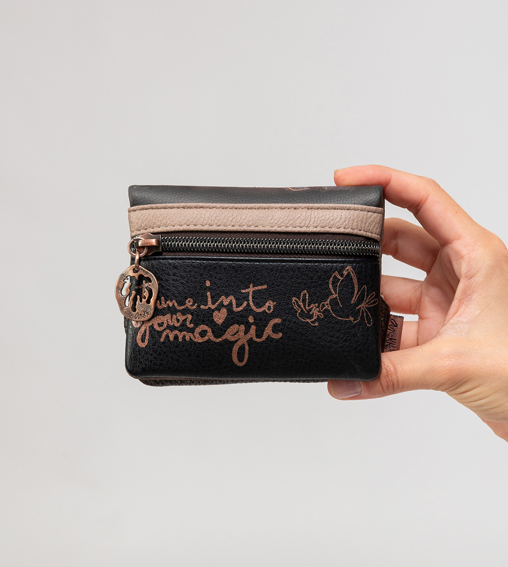 248017-EC Novčanik fashion Anekke FW24 Dreamverse 13x10x2cm 39709-016 P48 NETTO