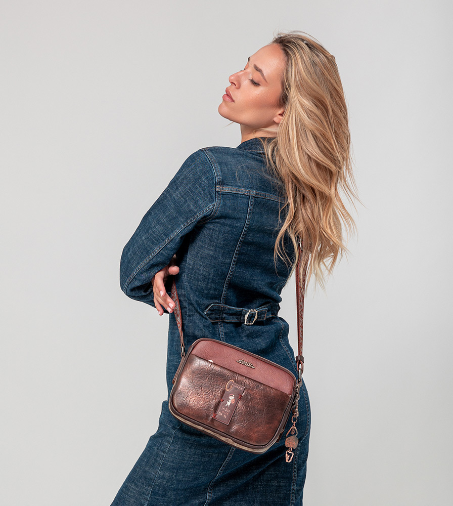 248061-EC Torba fashion Anekke FW24 Outer M-25x18x8cm 39813-349 P20 NETTO