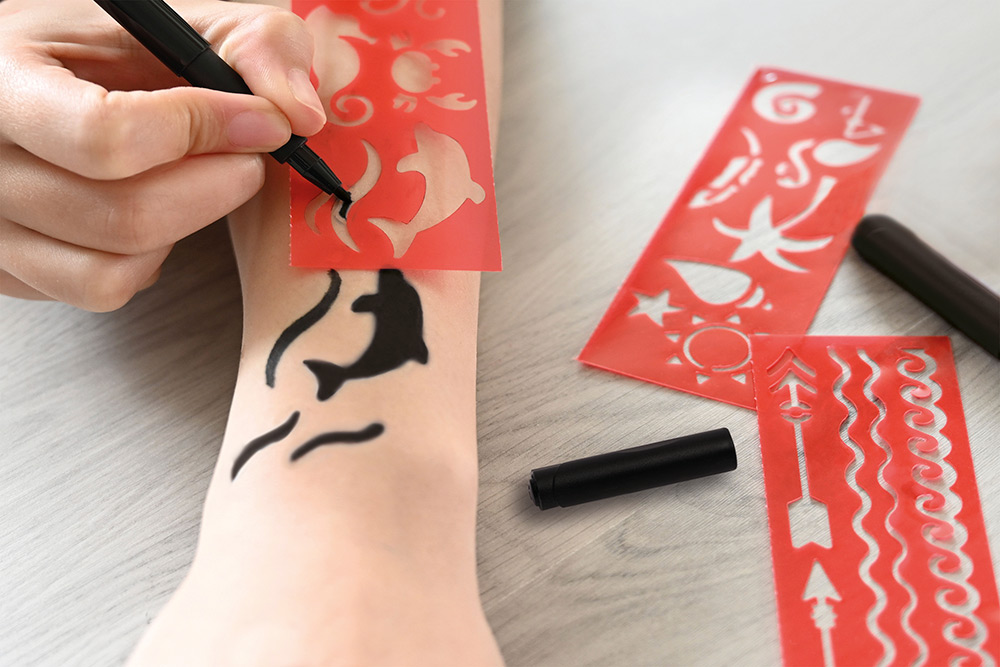 248656-EC Flomasteri za tetoviranje EBERHARD FABER set 2/1 sa šablonama P5